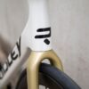 RIDLEY FENIX SLiC DISC SHIMANO 105 Di2 ROAD BIKE - Image 12